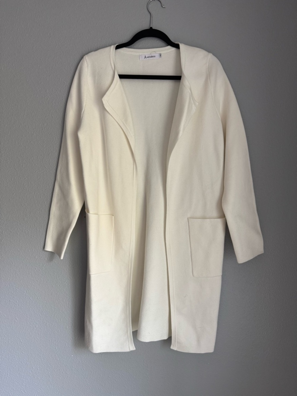 Lightweight Open-Front Cream Cardigan with Pockets